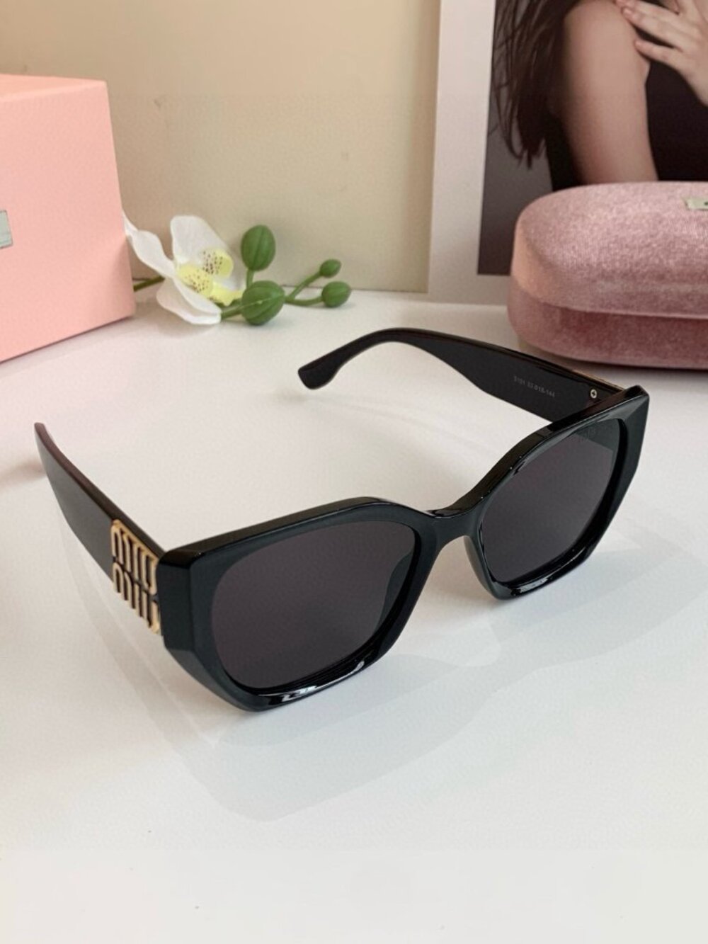 ✅NWT Authentic  MIU MIU Sunglasses
